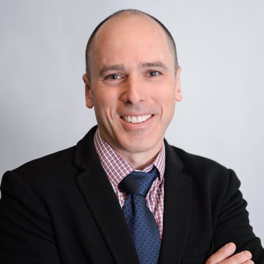 Ron Ogoniek headshot